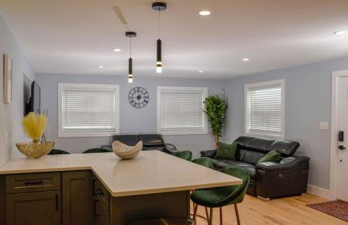 Lake Access 4 Bed 3 Bath HOT TUB - Foto 8