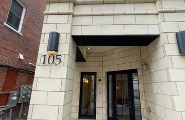 Downtown Condo*Balcony*River*Pet Friendly*Beach - Foto 17