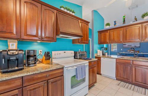 Home with pool and canal access to ocean - Foto 37