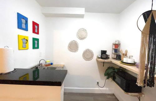 Tropical Paradise in Miracle Mile with Parking - Foto 13