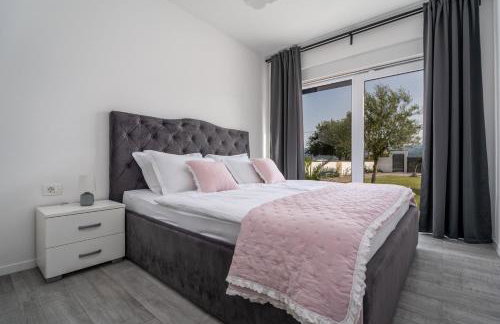 Villa Anja is a 4 bedroom villa with a 32 sqm heated pool near Imotski - Foto 20