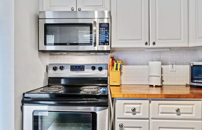 Wilton Manors 2BR Charm Walk to the Drive - Foto 13