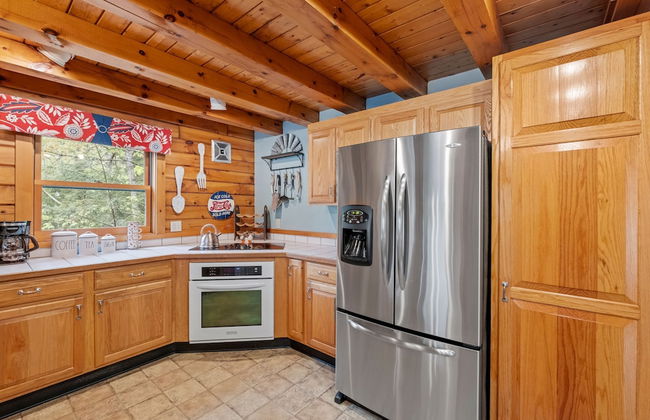 Private Lakefront - Luxury Log House - Photo 14