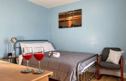 *2brApt 4 beds near Naval Base-6 Flags-Casino* - Photo 29