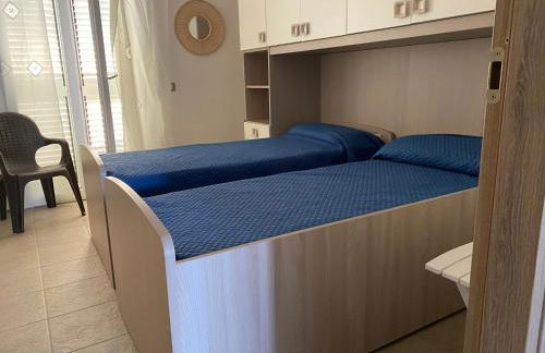 Villa GLORIA intero alloggio sulla spiaggia 8 posti letto 15 minuti da Palermo e 35 da Cefalu - Foto 6