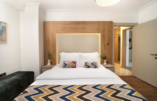 Marmada Suites - Photo 32