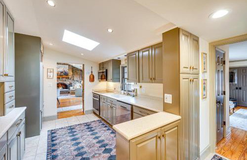 Close to Wineries and River, Secluded Aldie Escape - Foto 8