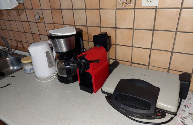 Sofiana s Garden Retreat w Private Pool - Foto 10