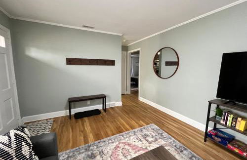 Classy Catch - Photo 6