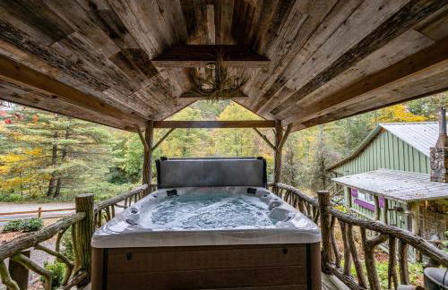 Enchanting Mountain Cottages w Hot Tub & Fireplace - Foto 11