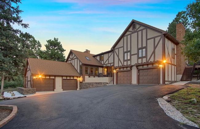 5BR Poe Manor Entertain,hot Tub+has Everything! - Foto 67