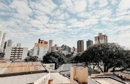 BE Deodoro, prédio novo! completo, com piscina e academia, perto do mercado público - Foto 49