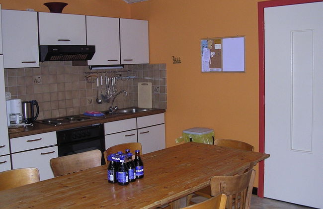 Ideal Cottage for Family & Friends Holiday - Calm in the Midst of Nature - Foto 6