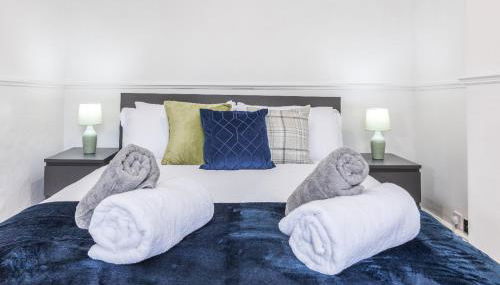 Modern 3BD House - Free parking - Fast WiFi - Foto 2