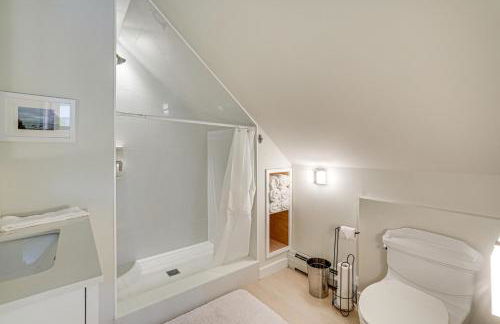 5 Mi to Salem! Lynn Apt By the Sea with Patio - Foto 14