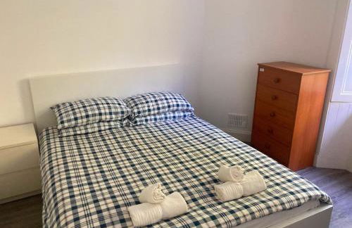 Spacious city center main door 3 bedrooms flat - Foto 6