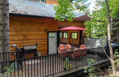 Hot Tub and Fire Pit Getaway on Pend Oreille River - Foto 21