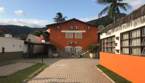 Village com 4 APTOS PÉ NA AREIA E PISCINA - Foto 2