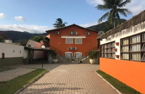 Village com 4 APTOS PÉ NA AREIA E PISCINA - Foto 2