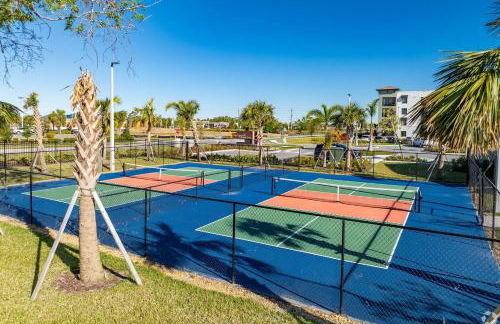 Landing Stylish 1BD Pool Clubhouse - Photo 37