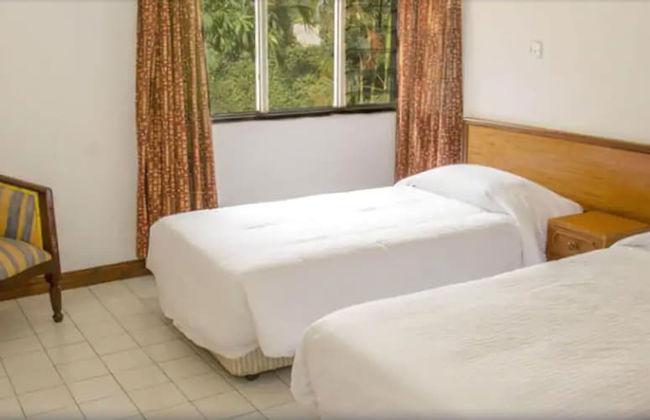 Golf Course Apartments - Photo 7