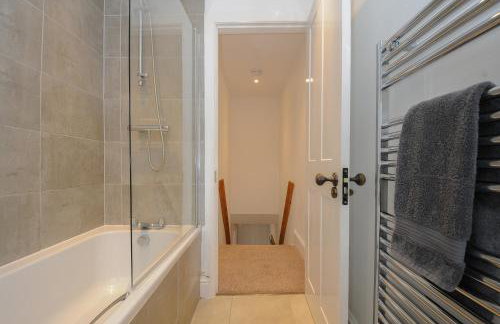 Hobbs Cottage - Photo 18