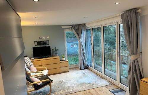 Tiny house with pull down bed - Foto 1