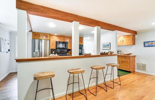 8 Mi to Tanglewood and Butternut Ski Spacious Home! - Foto 8