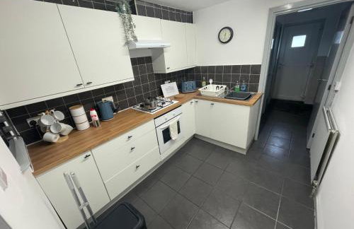 Westm-3 Bdrm 3 bathrooms 1 EnSuite Fab for contractors Free Parking and Wi-Fi - Foto 4