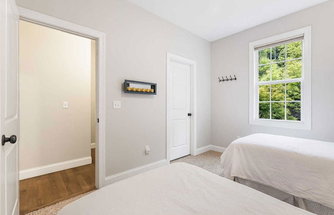 Fairview Vista by Avantstay 10 Mins to Asheville - Foto 4