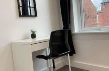 Make yourself at home! Large Rooms, Comfy - Foto 16