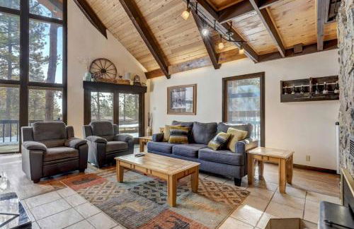 Moose Tracks Cabin - Hot Tub BBQ Billiards Groups - Foto 10