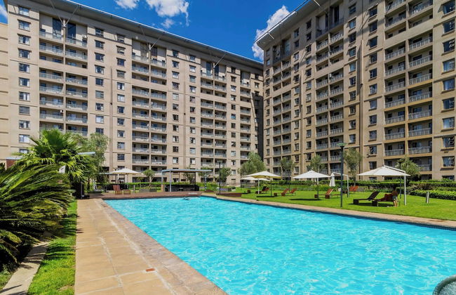 Luxury Apartments West Point Sandton - Photo 1