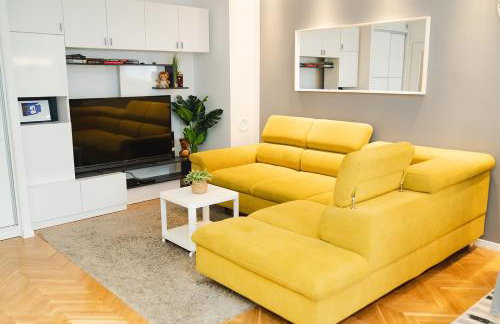 Casa de Dinca, 2 bedroom, big balcony, free parking zone - Foto 5