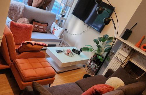 Glams Victoria apartment - Photo 5