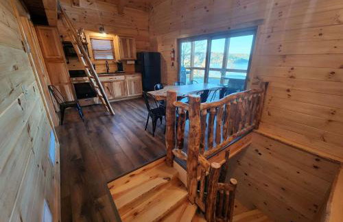 Group Friendly Cabin with Spa on the Deck near Tappan Lake in Ohio - Foto 21