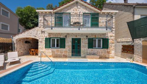 Villa Old House I Hot tub and pool, near Imotski - Foto 4, sunbed