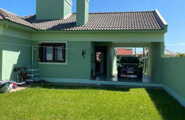 Excelente CASA 2 quadras do mar - Foto 51