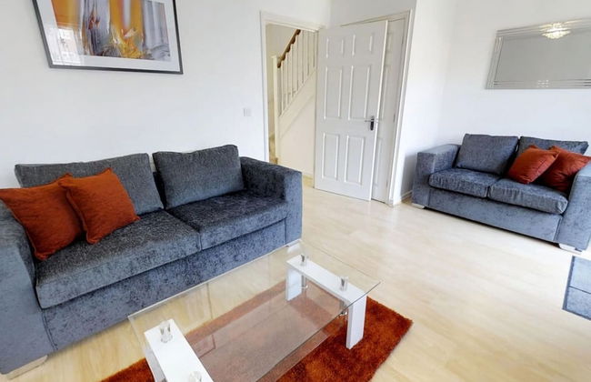 Stayzo - Cole Green Lane - Ideal for Your Next Staycation or Workcation Whole House With Wi-fi - Foto 9