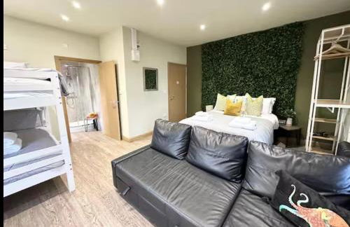 Private Pub-Group Stays Brecon Beacons Alderfalls - Photo 47