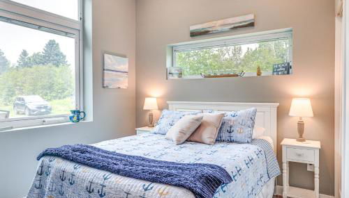 Walk to Lake Superior and Beach Modern Retreat - Foto 5