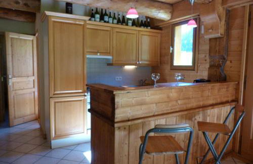 Chalet rénové, 8 personnes, 3 chambres - CH02 - Foto 5