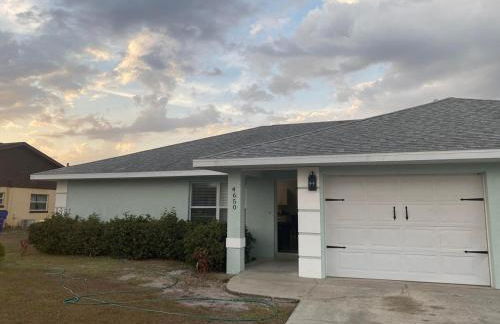 Cozy 3-BR Villa in Sun n Lake - Foto 17