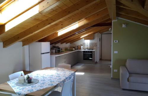 Dreaming Feriolo - mansarded apartment by Danilo Apartments - Foto 1