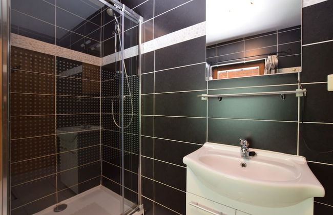 Duplex Chalet With Sauna and Terrace - Photo 35