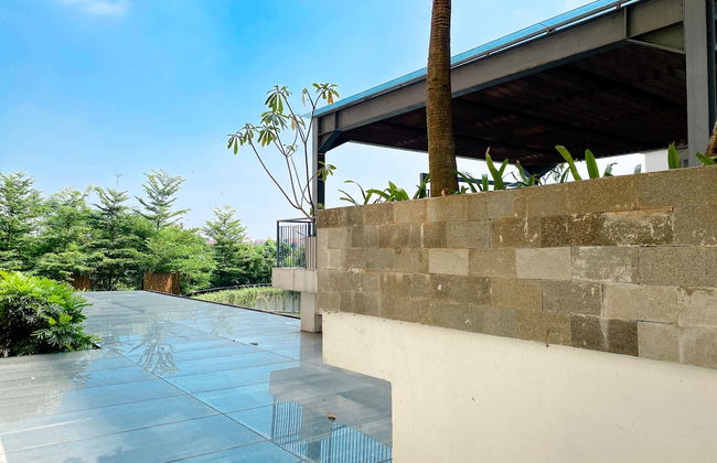 Best Choice And Homey Studio At LRT City Jatibening Apartment - Photo 10