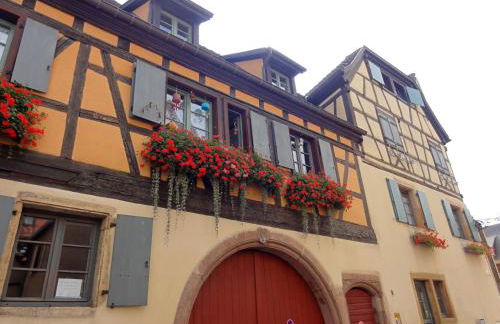 Gite Traditionnel au Centre Historique d'Éguisheim - Foto 17