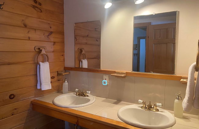 Relaxing Nature Retreat Perfect for Large Groups - Foto 24