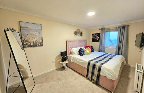 Stylish & Spacious 4 Bedroom House - Foto 3