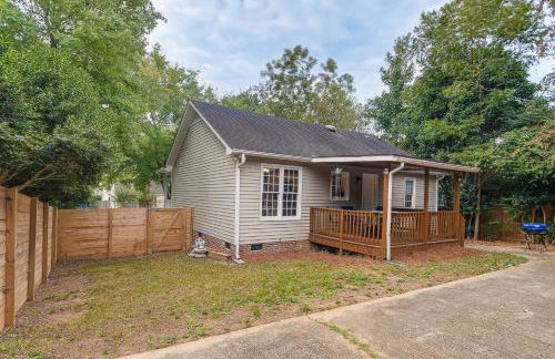 Home with Pet-Friendly Yard, 1 Mi to Dtwn Raleigh! - Foto 22